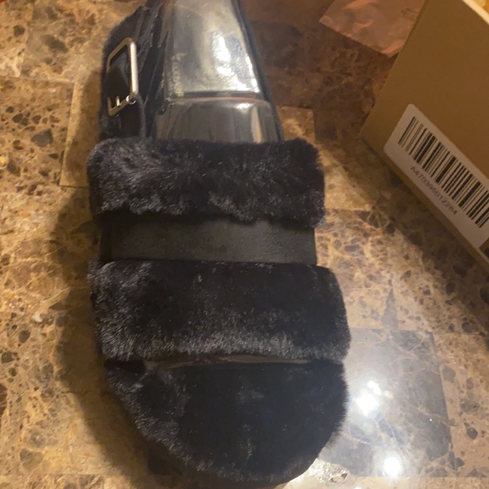 Koolaburra by Ugg sandals